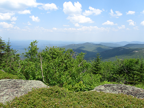 Uploaded Image: /vs-uploads/staff-favorite-hikes-blog/view from the Jay range_small.jpg